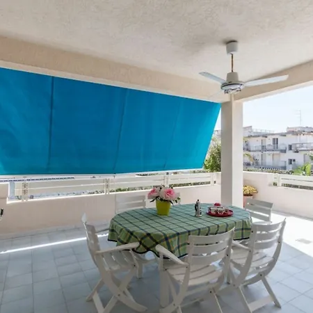 With 3 Bedrooms In Marina Di Ragusa, With Pool Access And Fu *