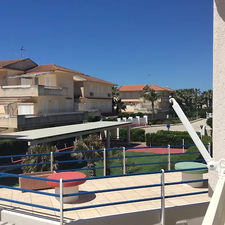 Daire With 3 Bedrooms In Marina Di Ragusa, With Pool Access And Fu *
