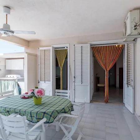 With 3 Bedrooms In Marina Di Ragusa, With Pool Access And Fu * Casuzze