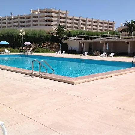 Apartmán With 3 Bedrooms In Marina Di Ragusa, With Pool Access And Fu *